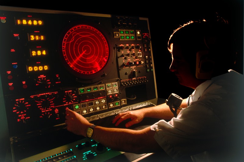 radar_control_room