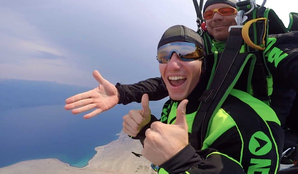 hilarious skydiving reaction